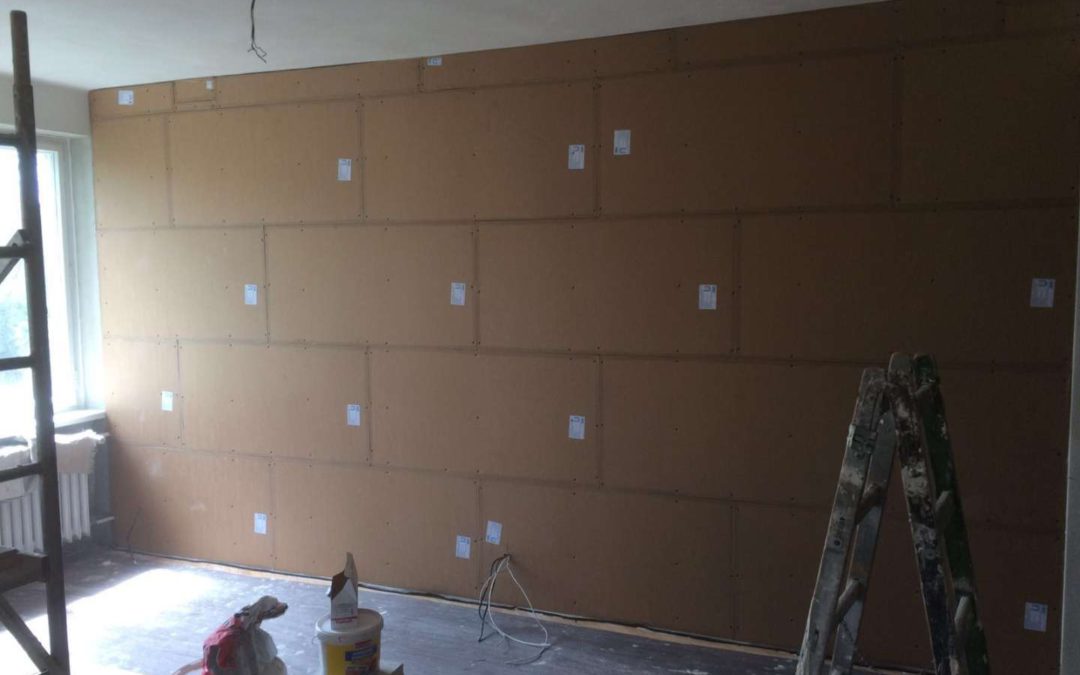 Odhlučnění stěny v obýváku